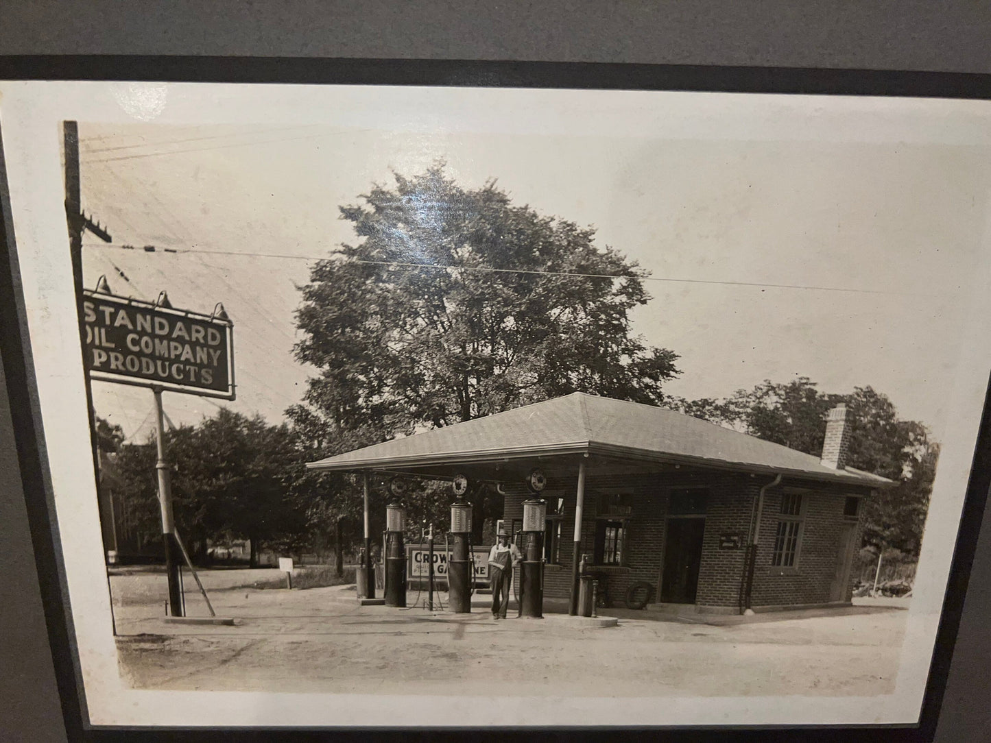 Antique mounted photo early gas station standard oil crown visible pumps 1920-1930
