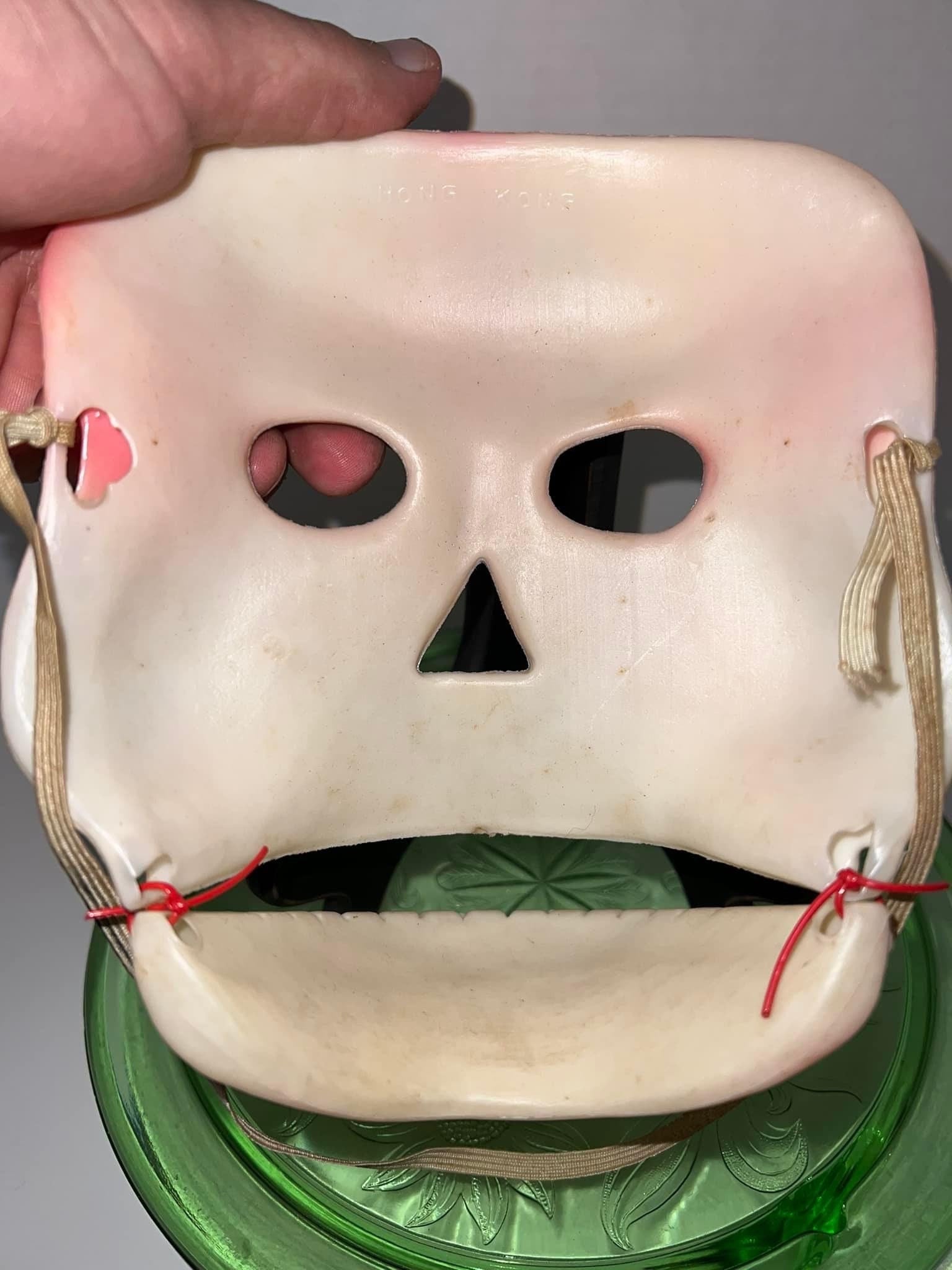 Vintage Halloween 1960-1970 blow mold style mask Bloody skull Hong Kong