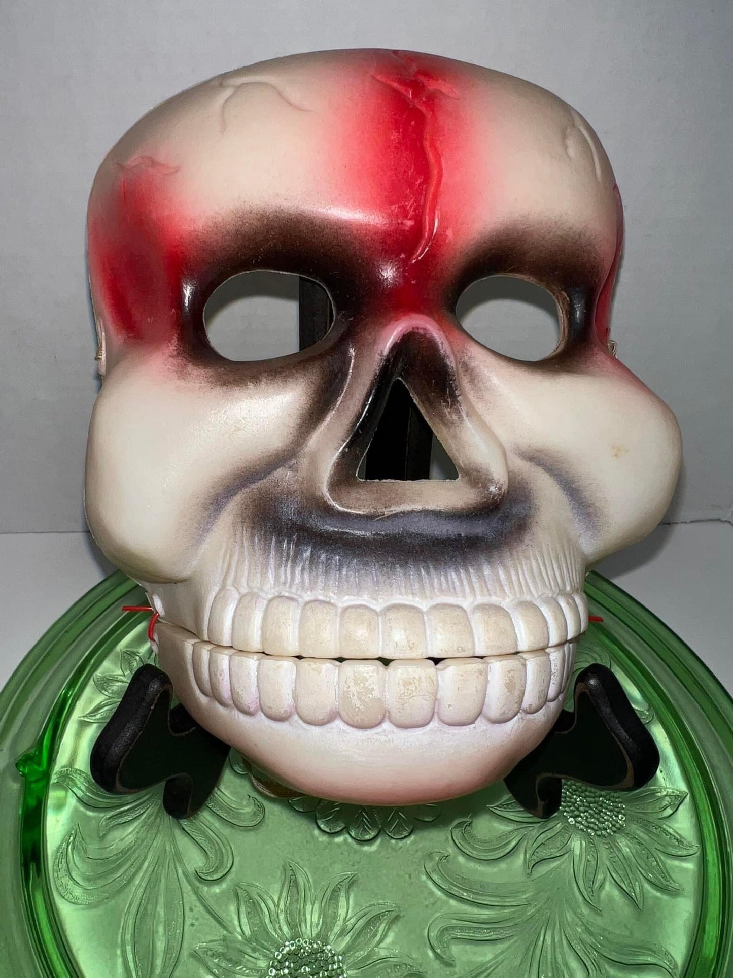 Vintage Halloween 1960-1970 blow mold style mask Bloody skull Hong Kong