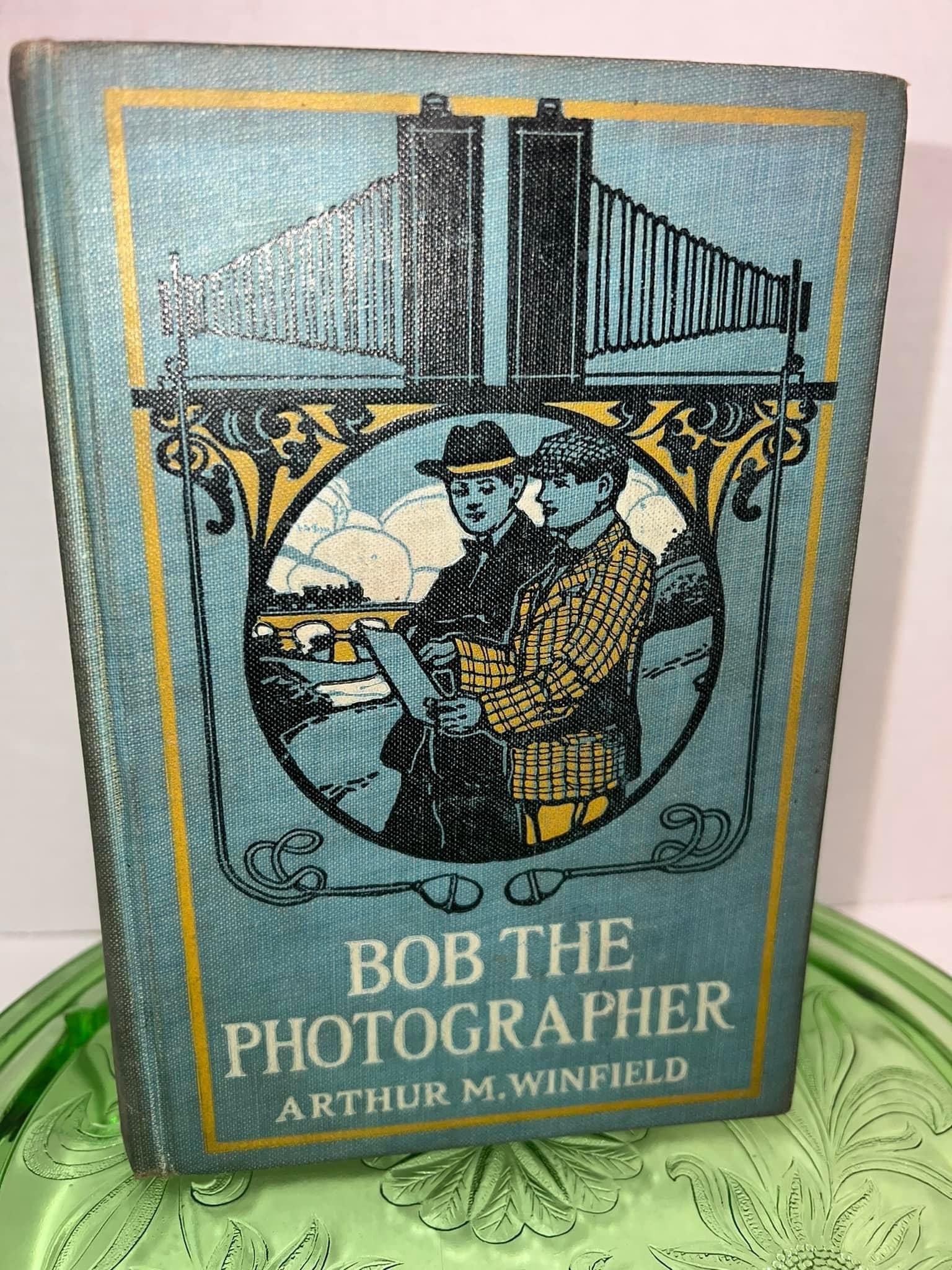 Antique book bob the photographer nice picture cover 1904