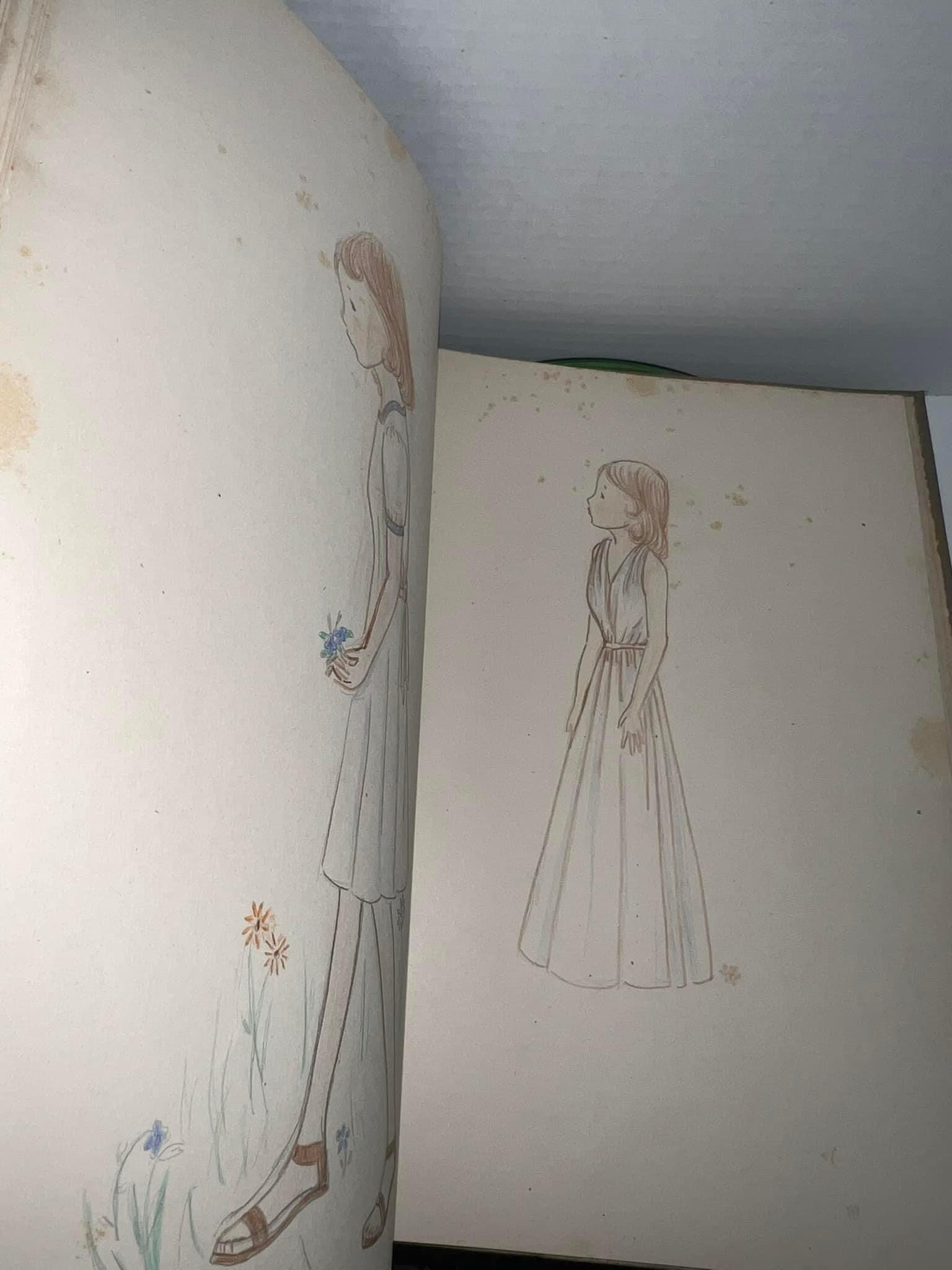 Antique Victorian scrapbook Mostly unused some hand drawn fashion
