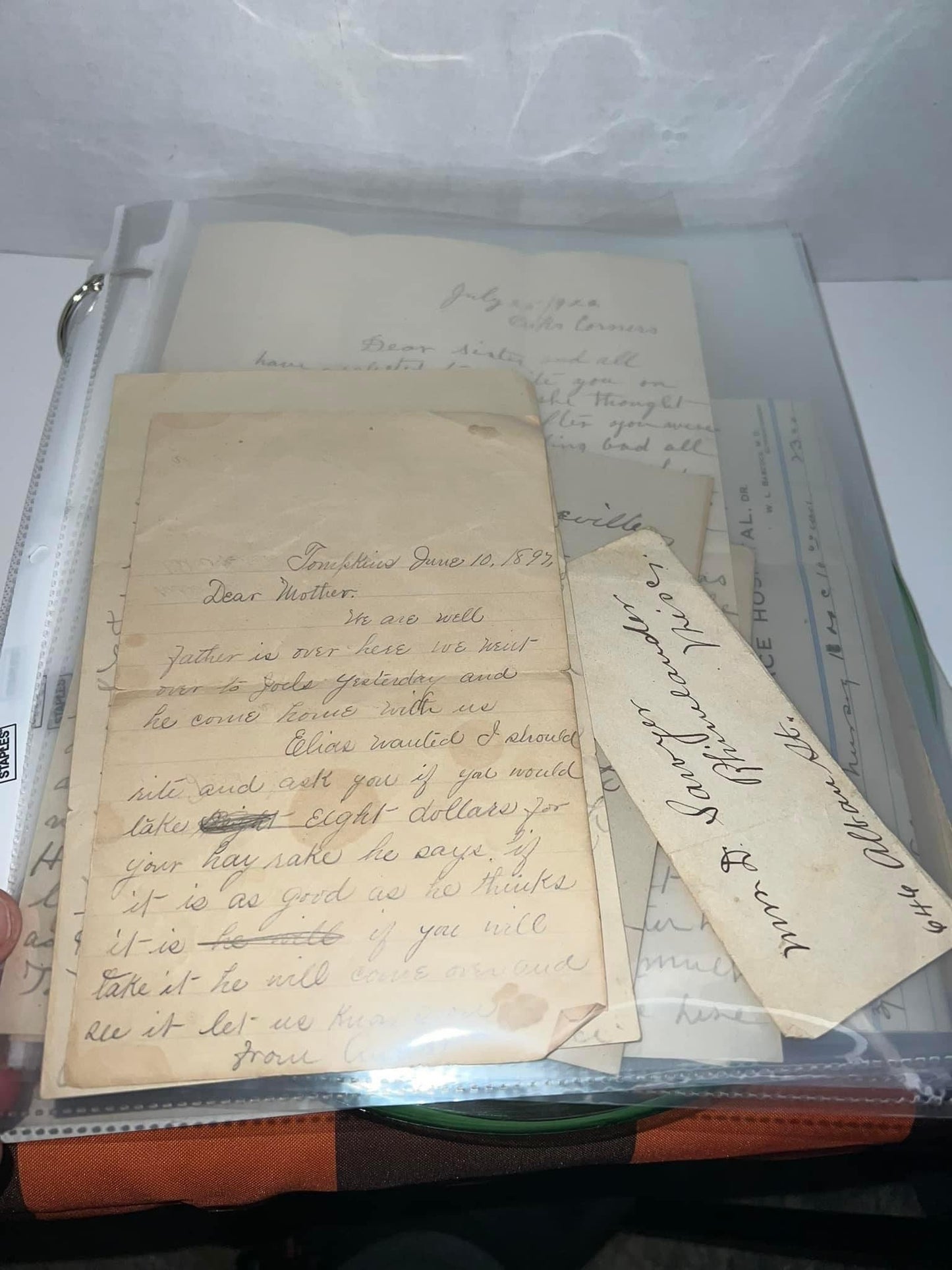 Antique handwritten Collection of correspondence letters From various family members mothers/sister /cousins , early 1900s-1920s