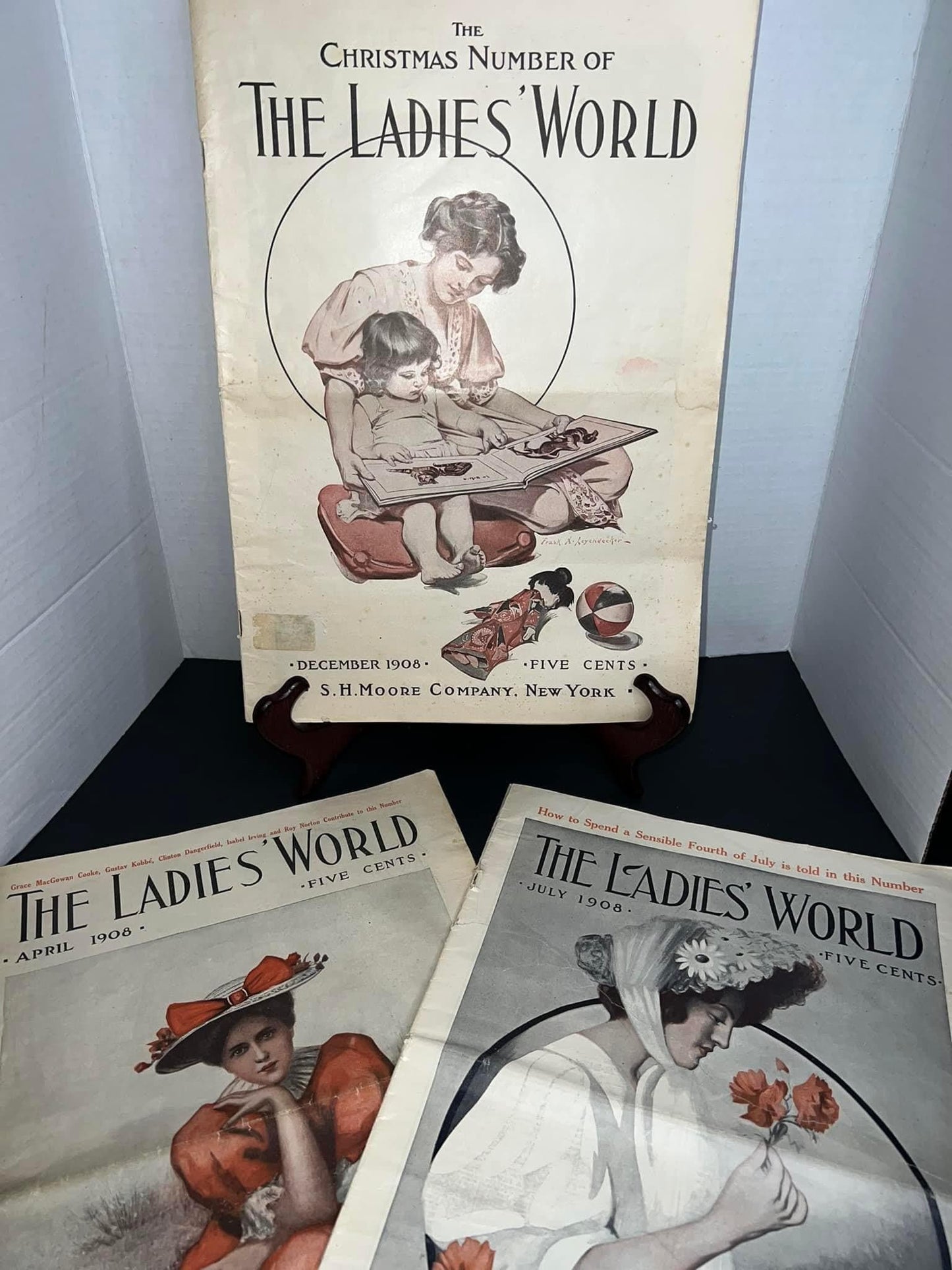 Antique The ladies world 3 magazines April , July , December- 1908 Filled with early fashion advertising