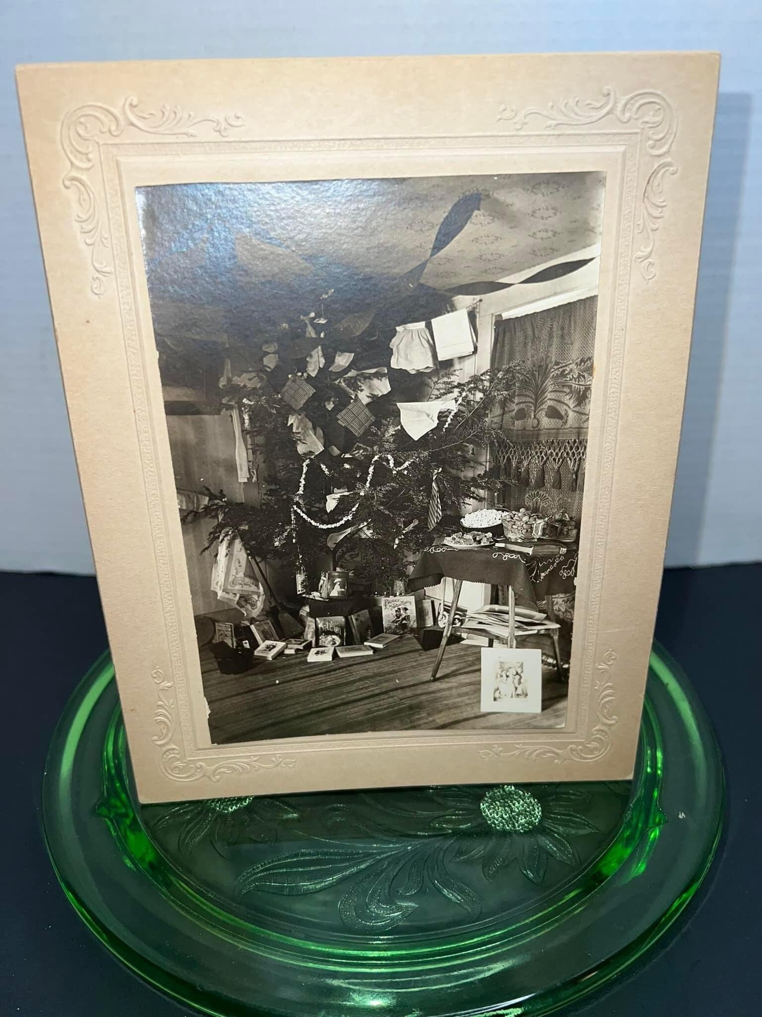 Antique Edwardian Christmas photo gorgeous tree & presents very busy vintage holiday 1900-1910