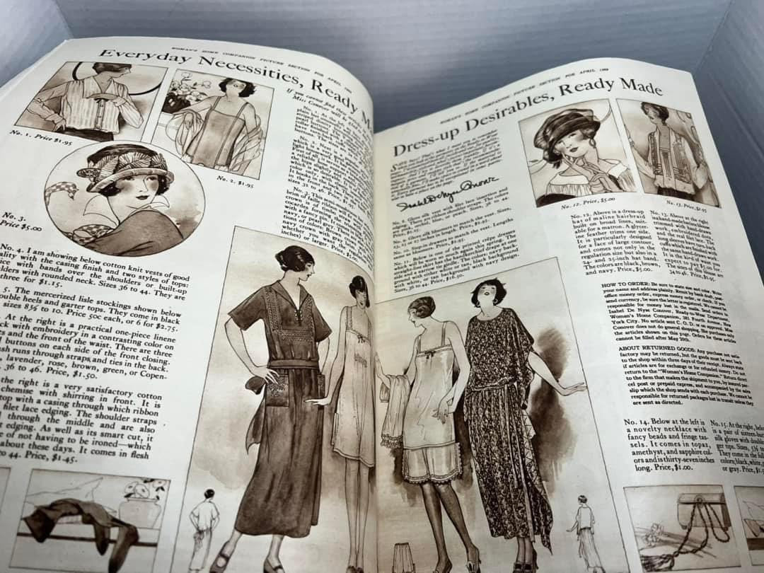 Antique Art deco 1923 Woman home companion Great advertising gorgeous fashion