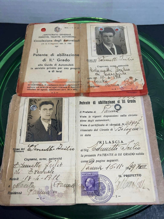 2 vintage photo licenses 1922 & 1939 International